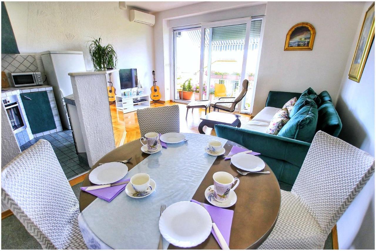 Apartment Balcony Σπλιτ Εξωτερικό φωτογραφία