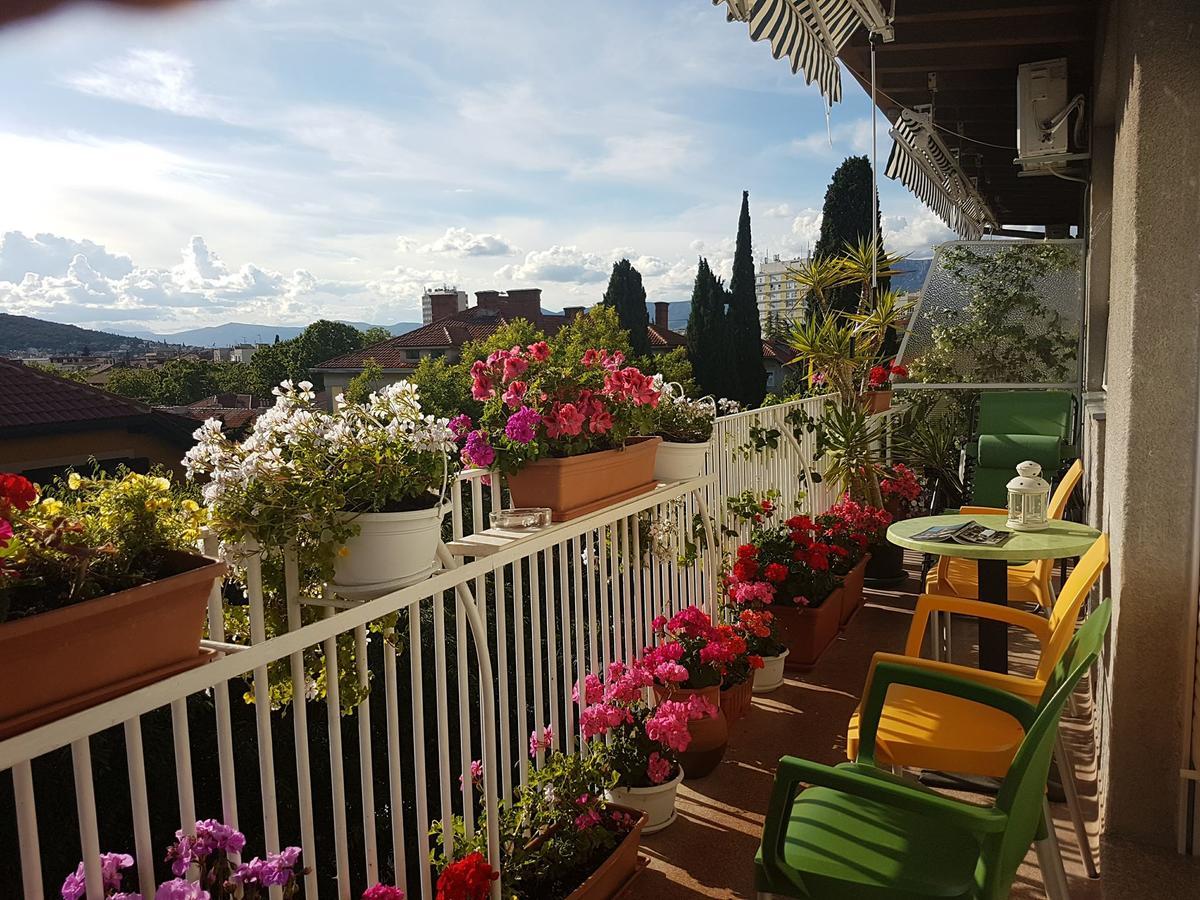 Apartment Balcony Σπλιτ Εξωτερικό φωτογραφία